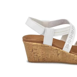 Skechers Womens Beverlee Delicate Glow Sandal - White -Fashion Shoes Shop https3A2F2Fwww.softmoc.com2FItems2Fimages2F119339 WHT XX3.jpg 640x