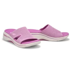 Skechers Womens Go Walk Arch Fit Sandal - Lavender -Fashion Shoes Shop https3A2F2Fwww.softmoc.com2FItems2Fimages2F140274 LAV XX4.jpg 640x
